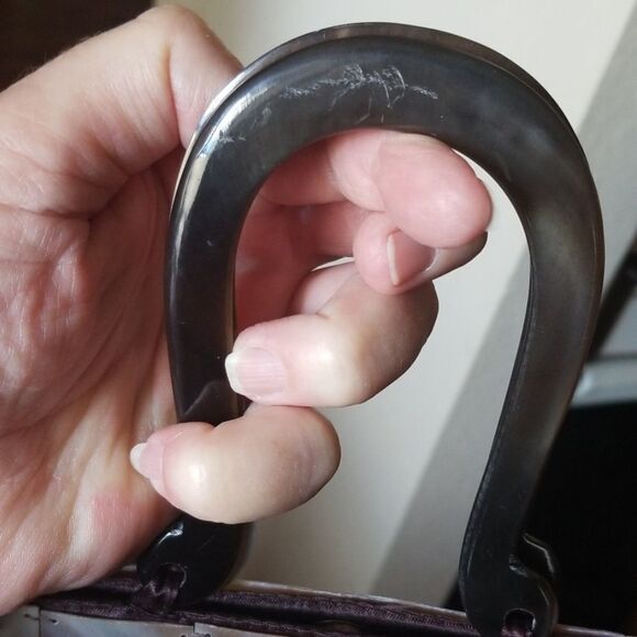 5/$20 Hand Crafted Abalone Shell Bag - Picture 5 of 5